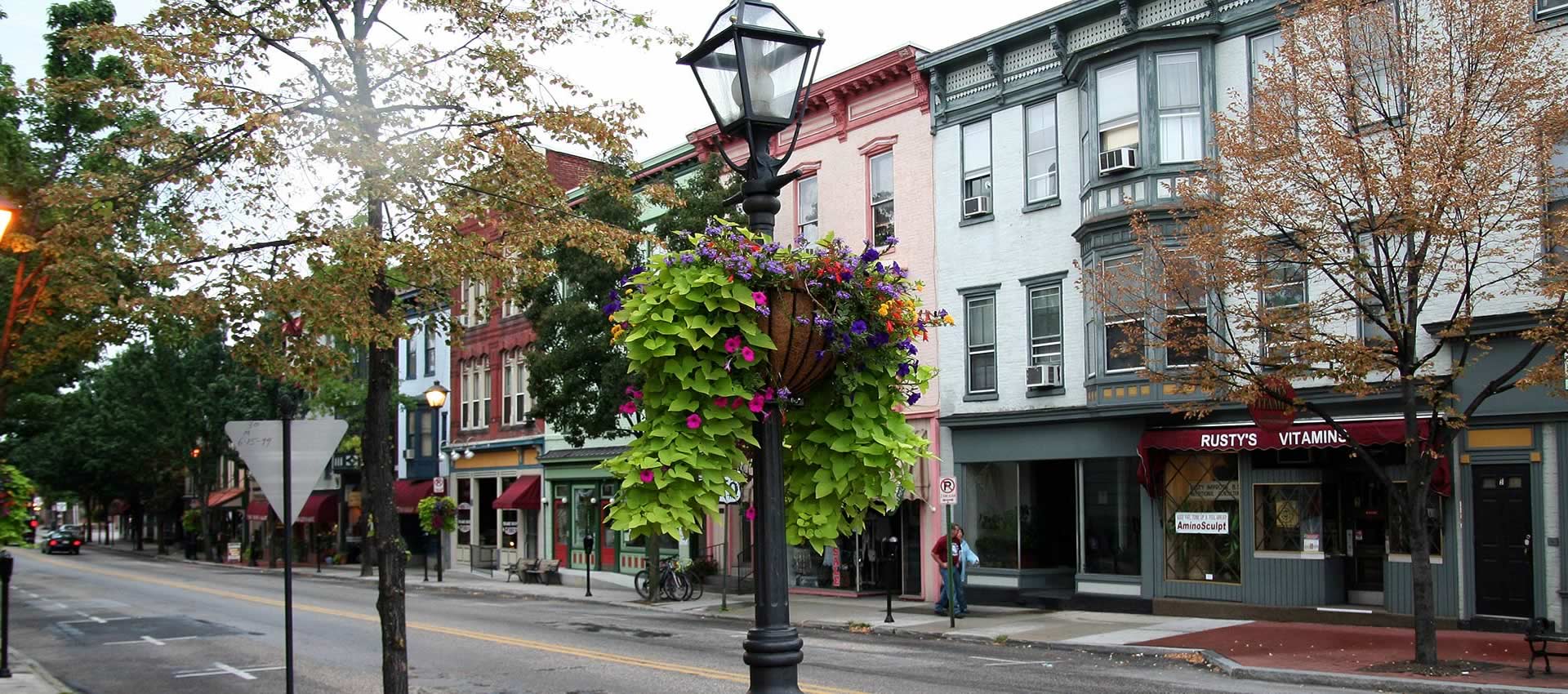 Downtown Gettysburg shops and restaurants